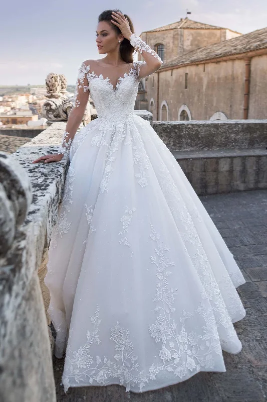 Fairytale Romance Lace Applique A-line Wedding Dress Off-shoulder Wedding Gown